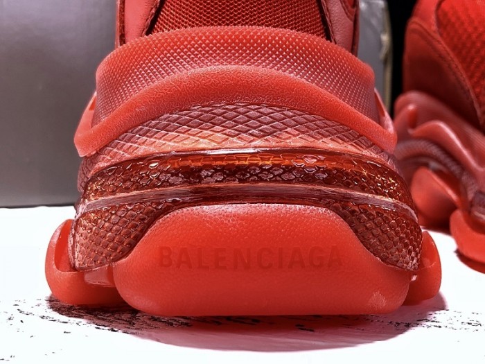 BL TRIPLE TRAINER ‘RED ‘ 544351 W09O1 6500