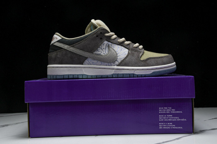 Nike SB Dunk Low Big Money Savings FZ3129-200