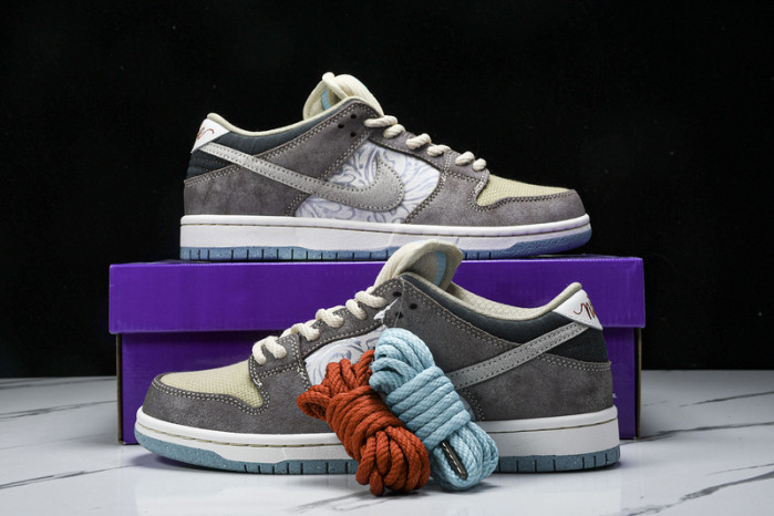 Nike SB Dunk Low Big Money Savings FZ3129-200