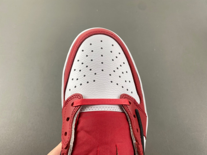 Travis Scott x Air Jordan chicago DZ4137-700