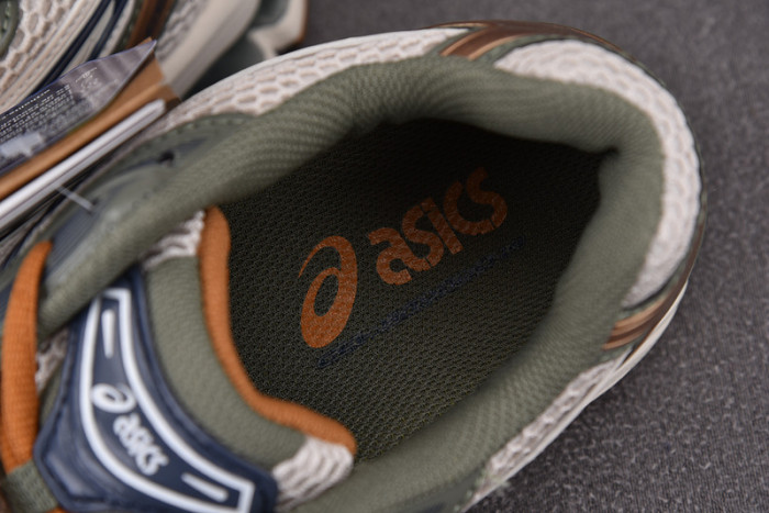 A*sics COPSHOE AS-038