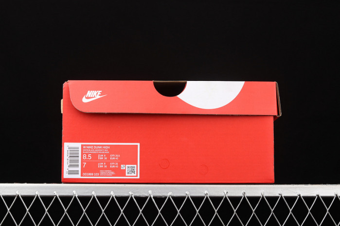 Nike Dunk High Panda (2021) - DD1869-103