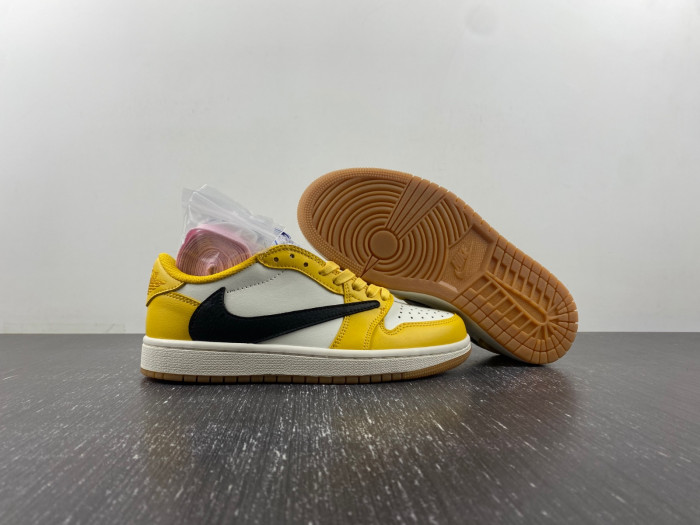 Travis Scott Air Jordan 1 Low OG DZ4137-701