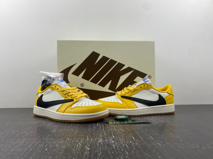 Travis Scott Air Jordan 1 Low OG DZ4137-701