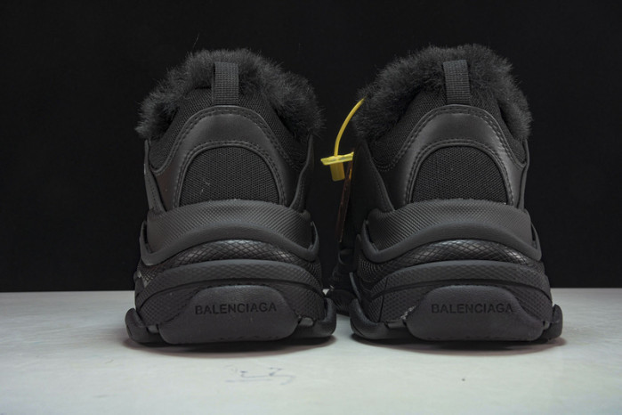 BL TRIPLE S TRAINERS    -KICKZE BL71