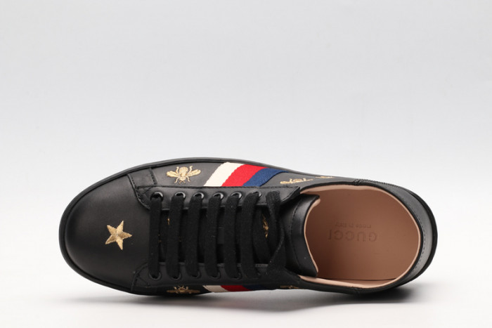 GC ACE EMBROIDERED LOW-TOP SNEAKER GC-16