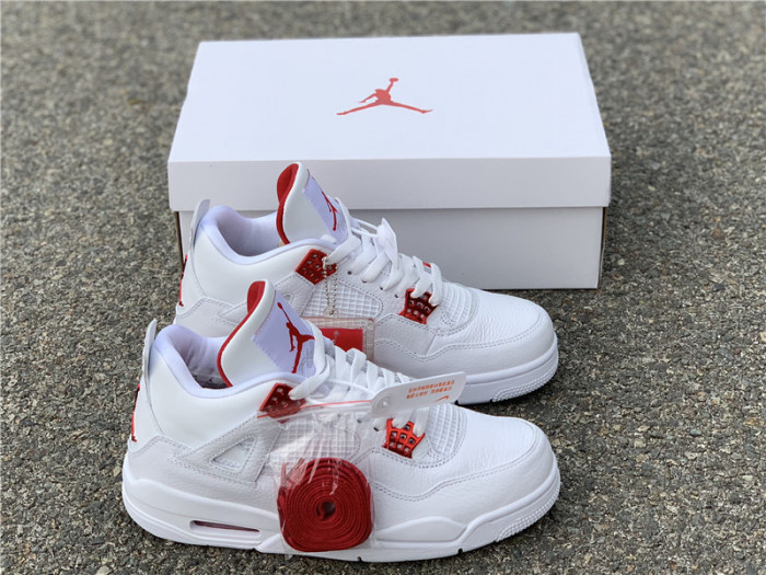 Air Jordan 4 “University Red” CT8527-112