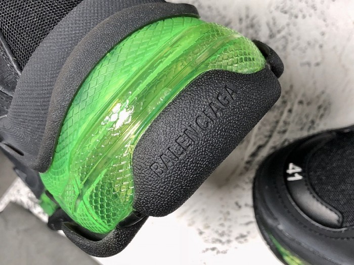 BL TRIPLE S TRAINERS CLEAR SOLE BLUE ADN RED 541624  W09O1 3861