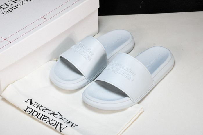 mcqueen slide cophsoe MQS-02