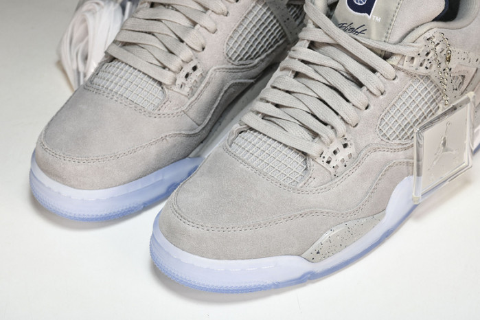 Air Jordan 4 Retro