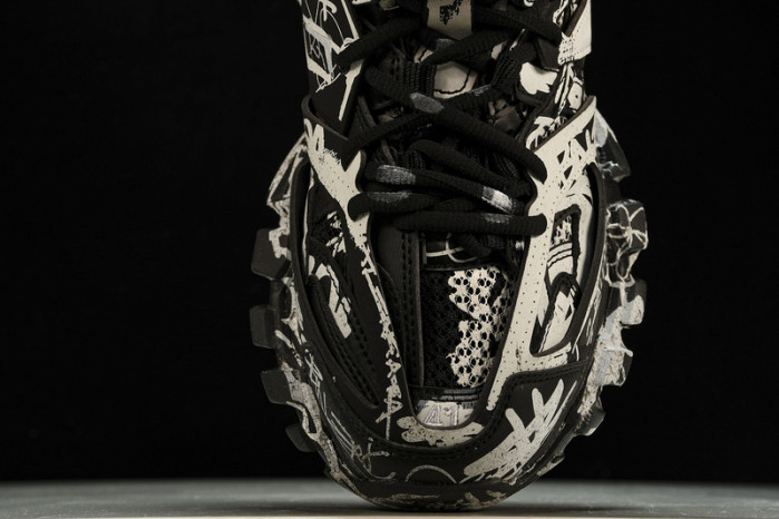 BL TRAINERS TRACK WITH LED  -copshoe BL199