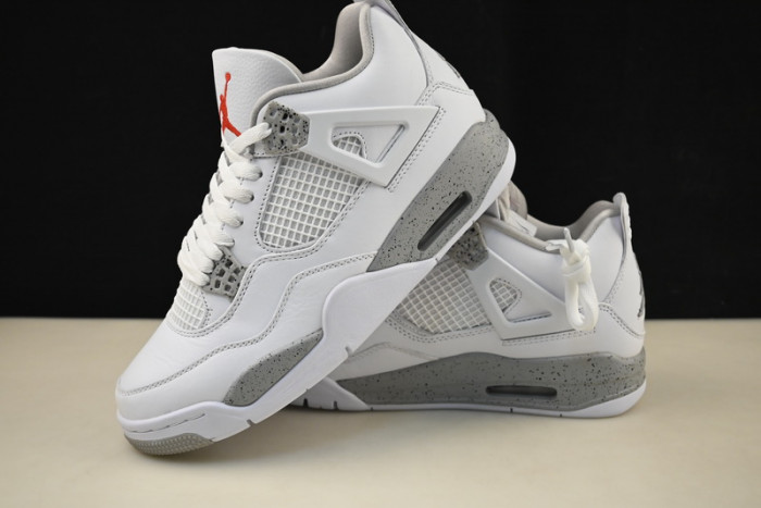 Air Jordan 4 White Oreo Tech Grey CT8527-100