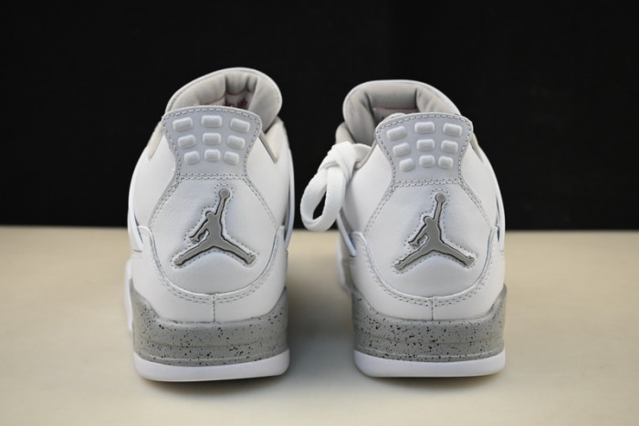 Air Jordan 4 White Oreo Tech Grey CT8527-100
