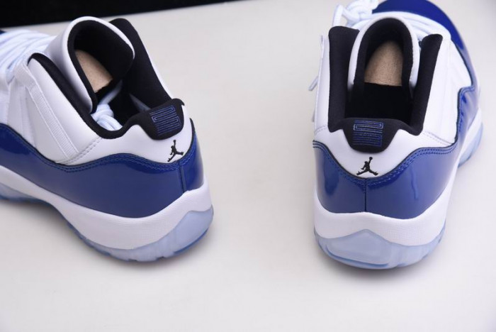 Air Jordan 11 Low WMNS “Concord” AH7860-100