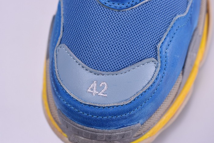 BL 17FW TRIPLE S“CREAM” Washed Show Snea Grey MENS 483513W06E