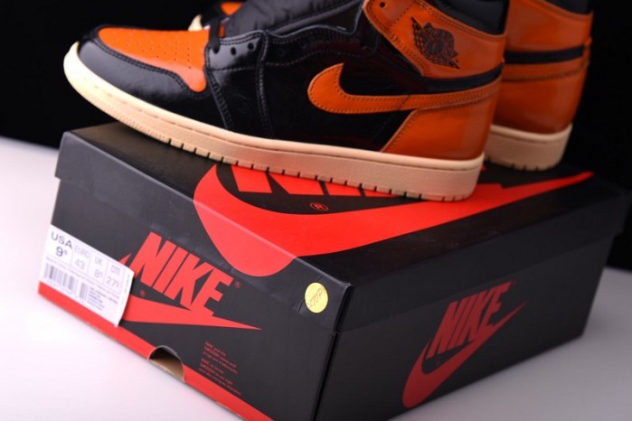AIR JORDAN 1 SHATTERED BACKBOARD 3.0 555088-028