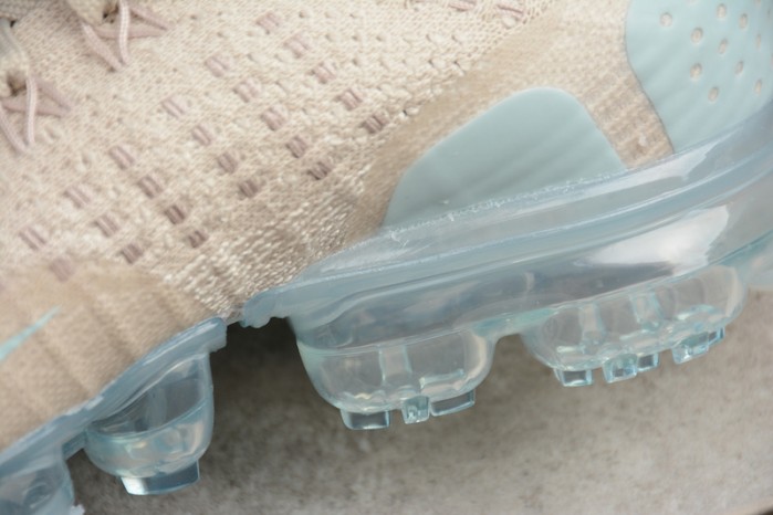 Nike Air VaporMax Flyknit 2.0 Particle Beige/Smokey Mauve  womens 942843-203